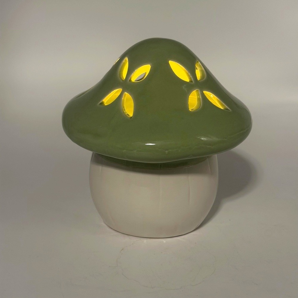 Green Ceramic Mushroom Night Light Battery Operated Cottagecore Table Lamp Decor